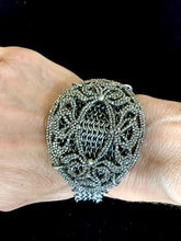 Load image into Gallery viewer, Oval Cut Steel Buckle Chainmail Cuff